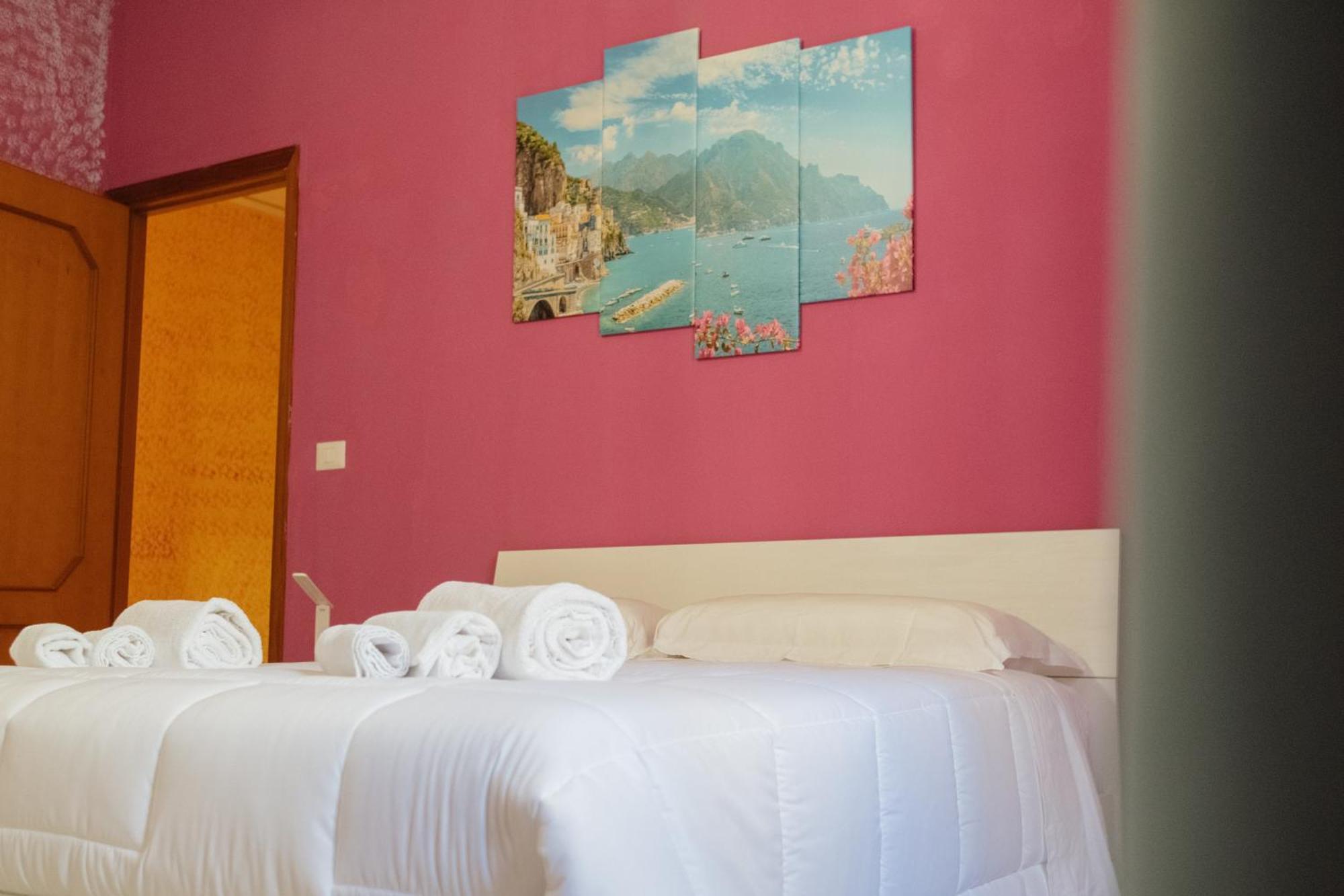 Domus Aurea Relax Room Salerno Zewnętrze zdjęcie