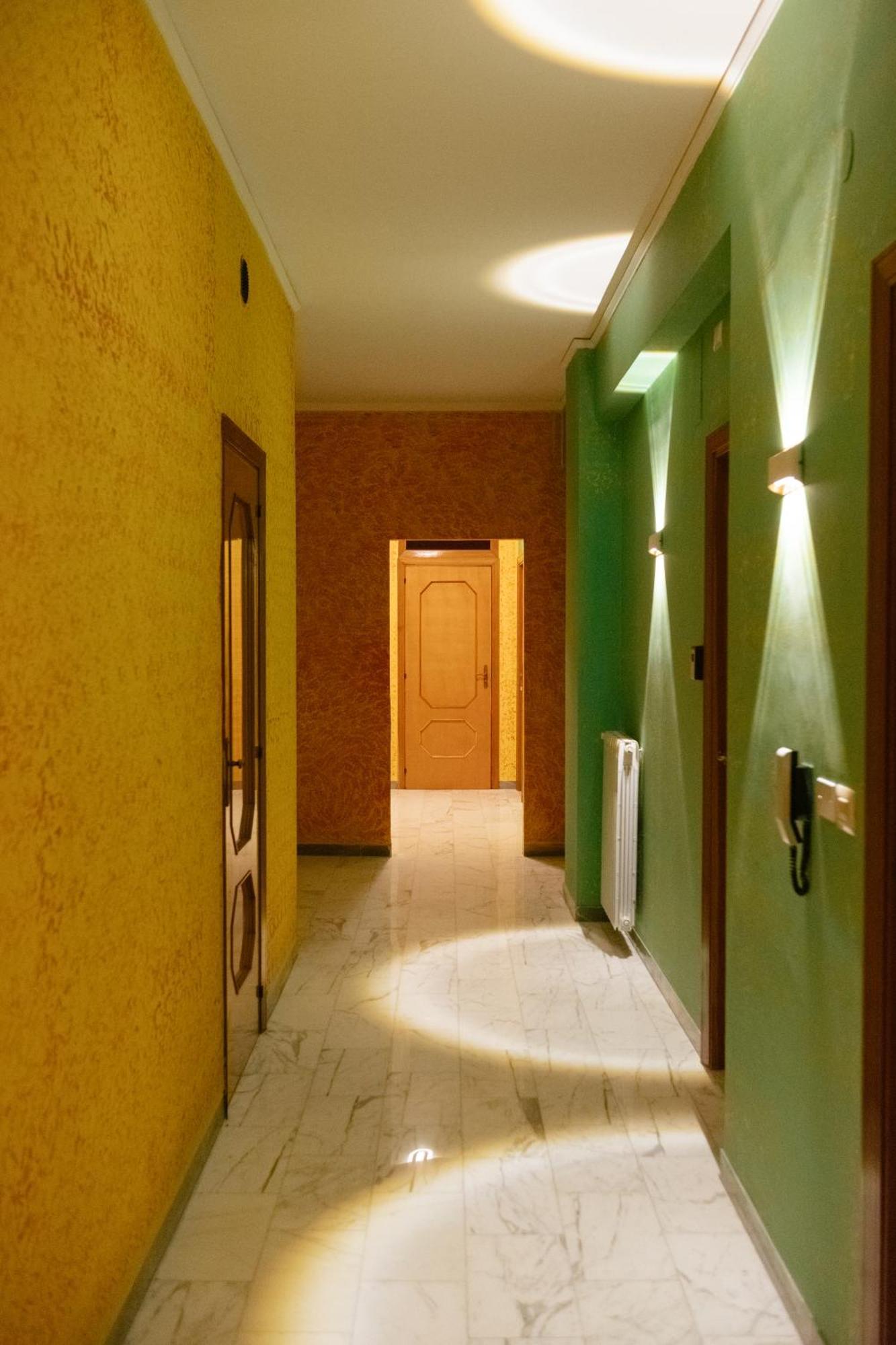 Domus Aurea Relax Room Salerno Zewnętrze zdjęcie