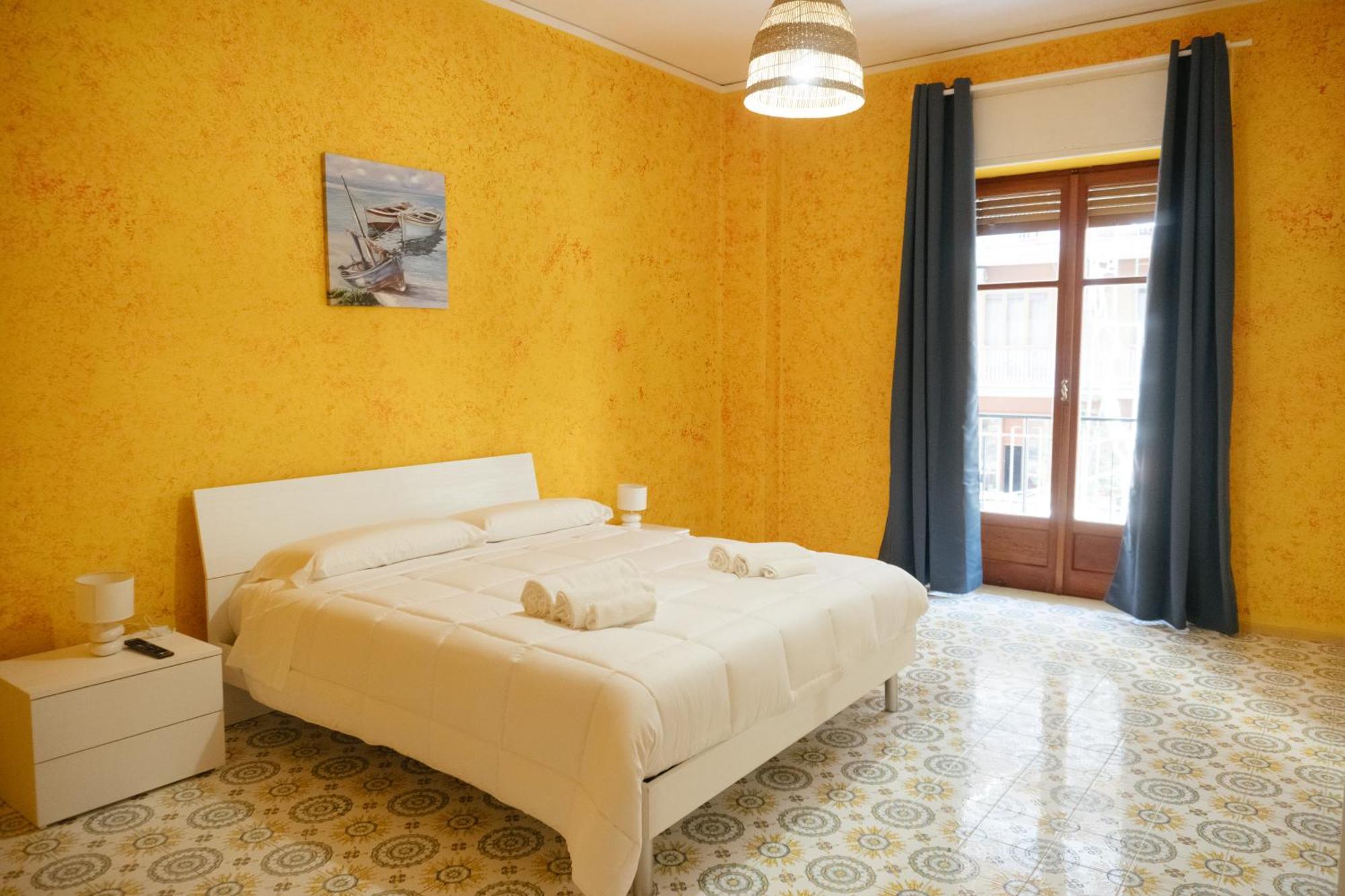 Domus Aurea Relax Room Salerno Zewnętrze zdjęcie